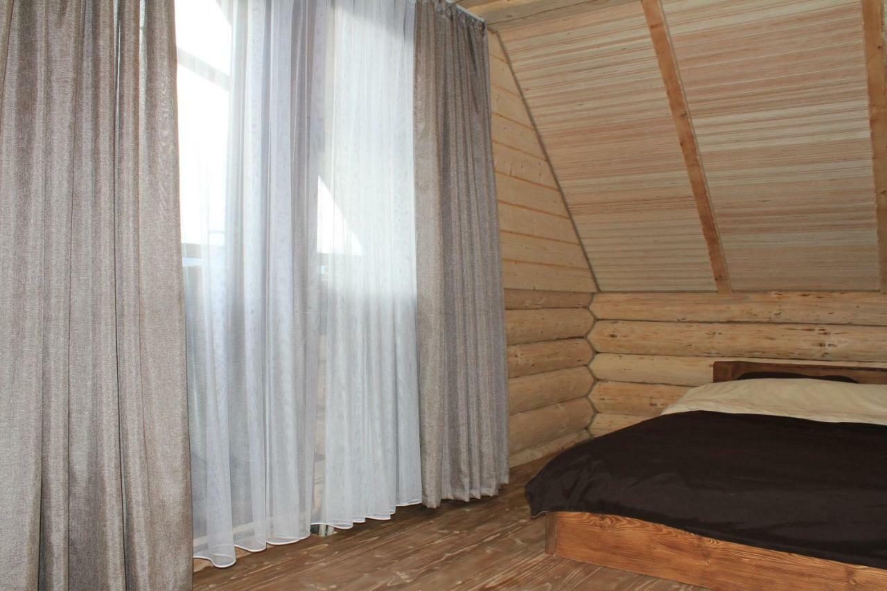 Тихий Куточок Villa อีสกี ภายนอก รูปภาพ